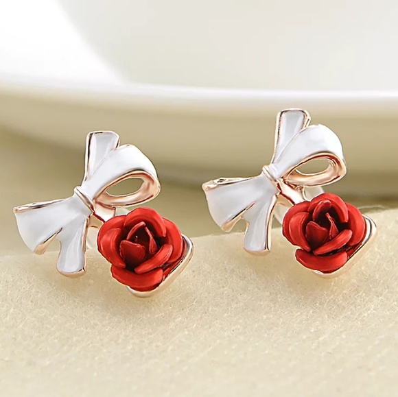 Jewelry - mini red rose earrings